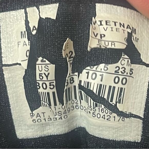 305368-101 Air Jordan 8 VIII Retro 2002 Bugs Bunny 5Y Womens 6.5 or 7 White Red - Picture 7 of 16